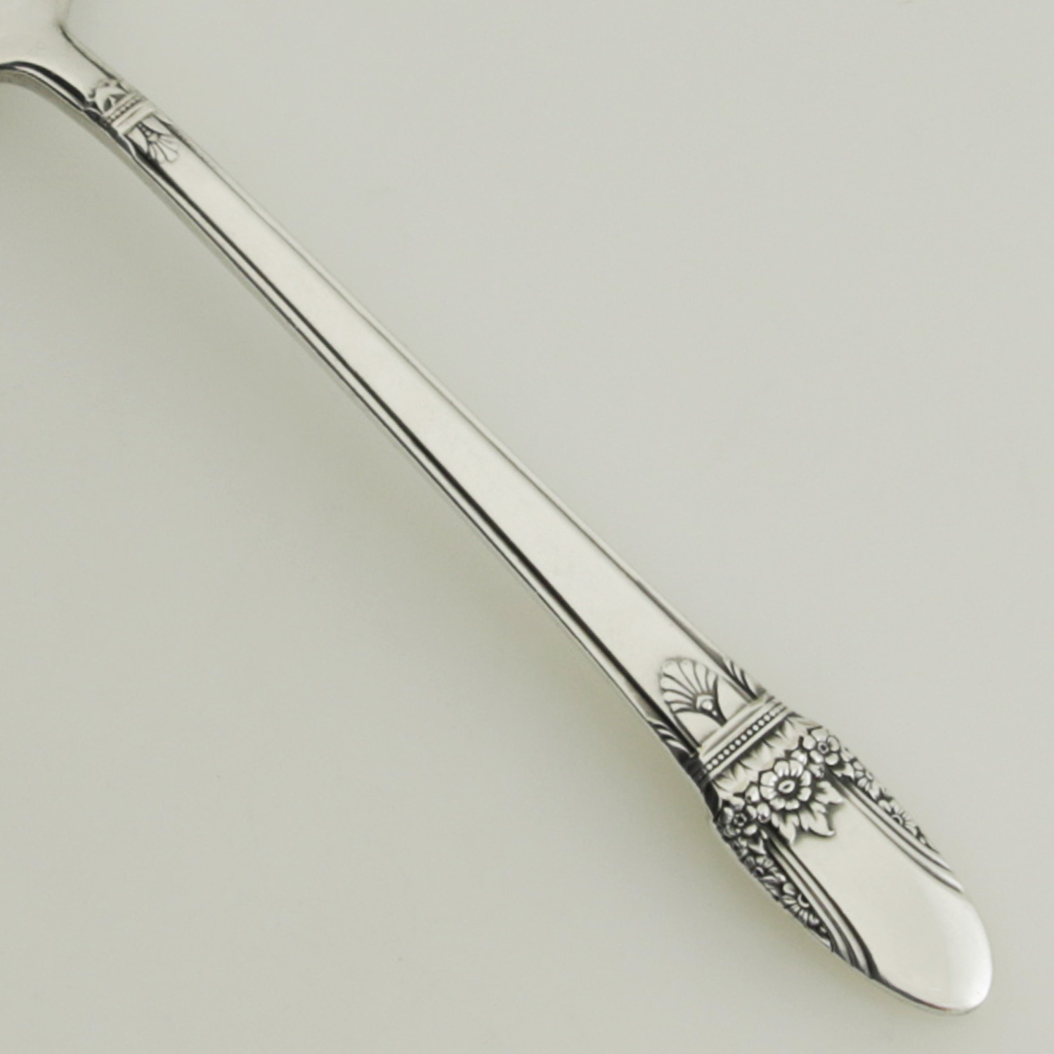 1847 Rogers Bros FIRST LOVE International Silver Plate 1941 Flatware CHOICE gallery