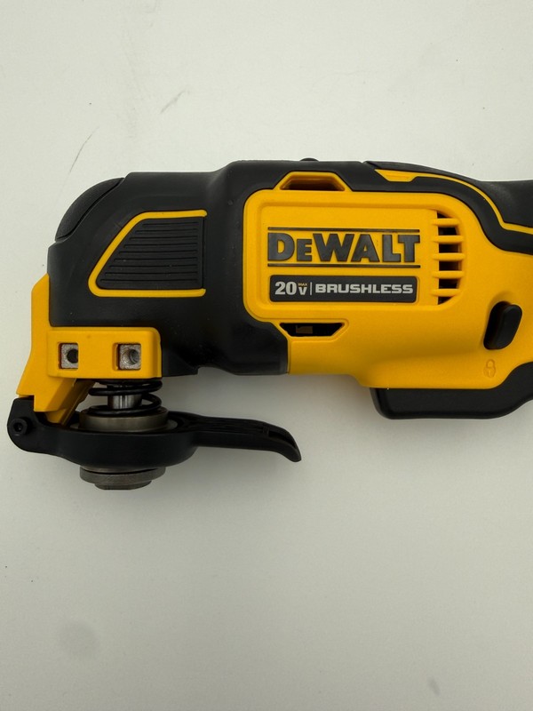 DeWalt DCS354B Atomic 20V MAX* Brushless Cordless Oscillating Multi-Tool gallery