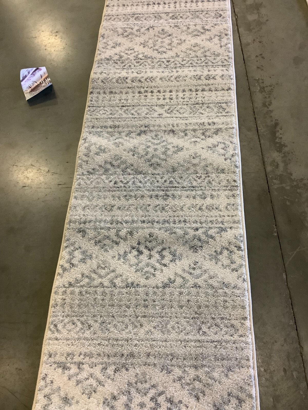 IVORY / GREY 2'-0" x 8'-0" Back Stain Rug, Reduced Price 1172671512 TUL272A-28 gallery