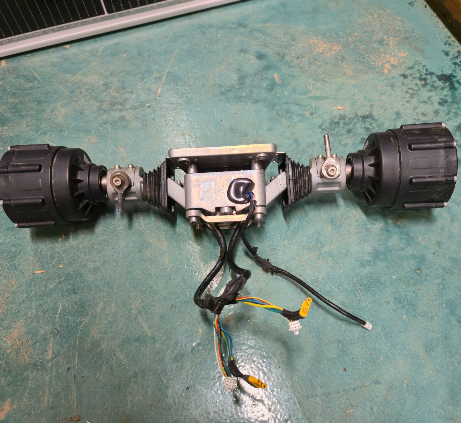 PARTS - Luba 2 Front Axle Assembly - TESTED, WORKING -- LOW VERSION - 3PHBLDC gallery