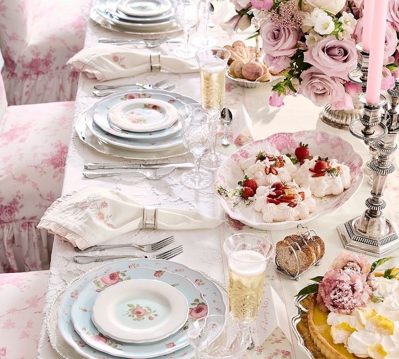 Pottery Barn-LoveShackFancy Garden Floral Dinnerware Set gallery