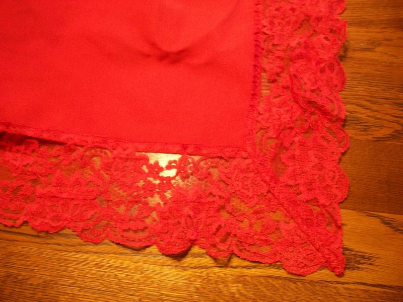 RED COTTON BLEND 90X59 TABLECLOTH TABLE COVER~3.5" RED LACE EDGING~NO TAGS~ gallery