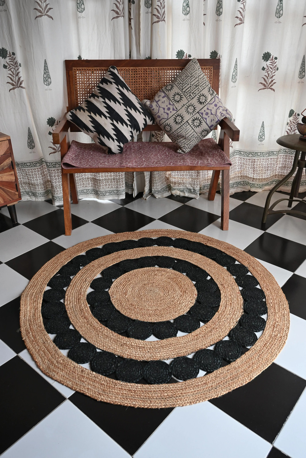 Rugmoda Jute Natural & Black Braided Polka Dot 4x4 ft Round Living Room Rug gallery