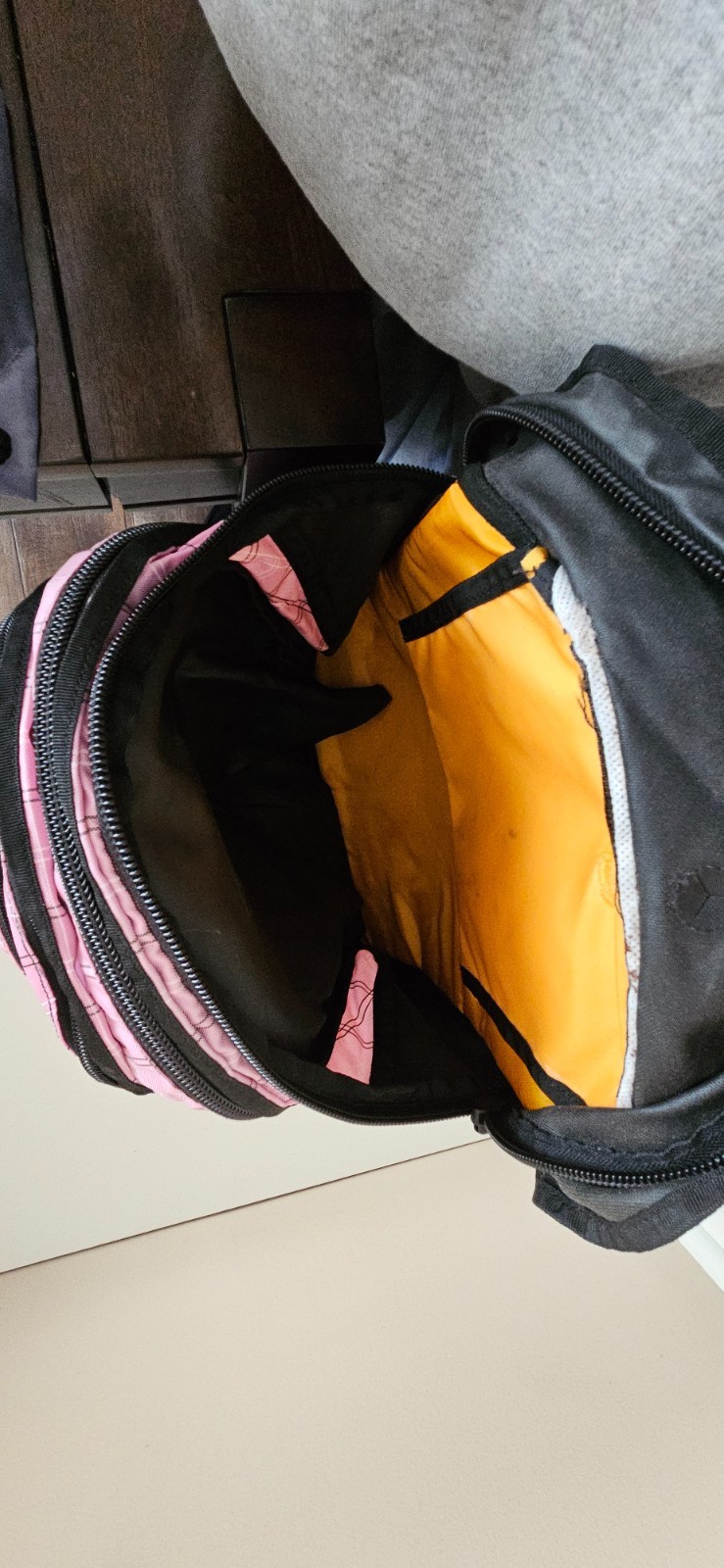 LL Bean Shockwave Backpack Black/Pink With 6 Pockets 4