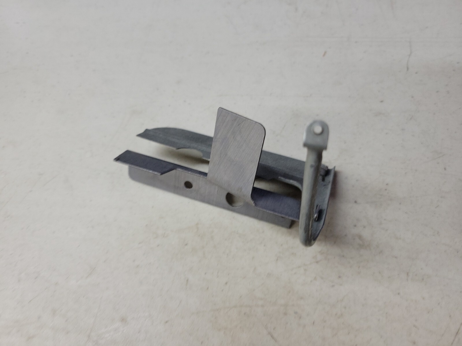 Briggs & Stratton 293513 Governor Blade OEM gallery