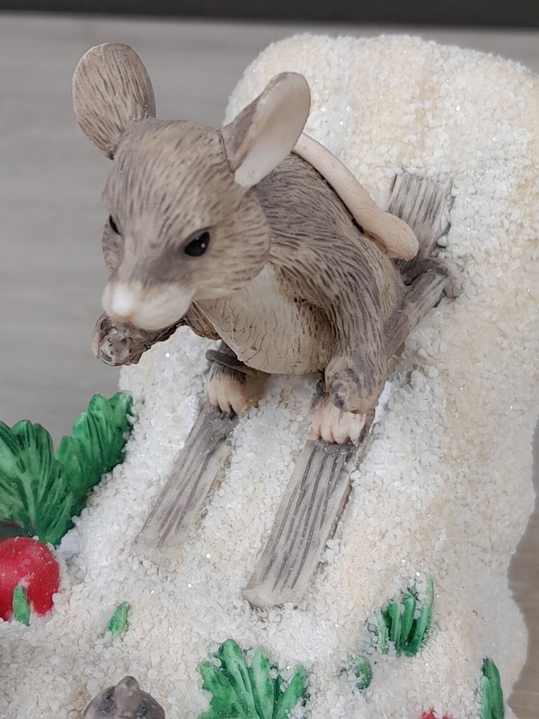 1996 Charming Tails "Hot Doggin" Silvestri 3.25" Mice, Sking Figurine Vintage gallery