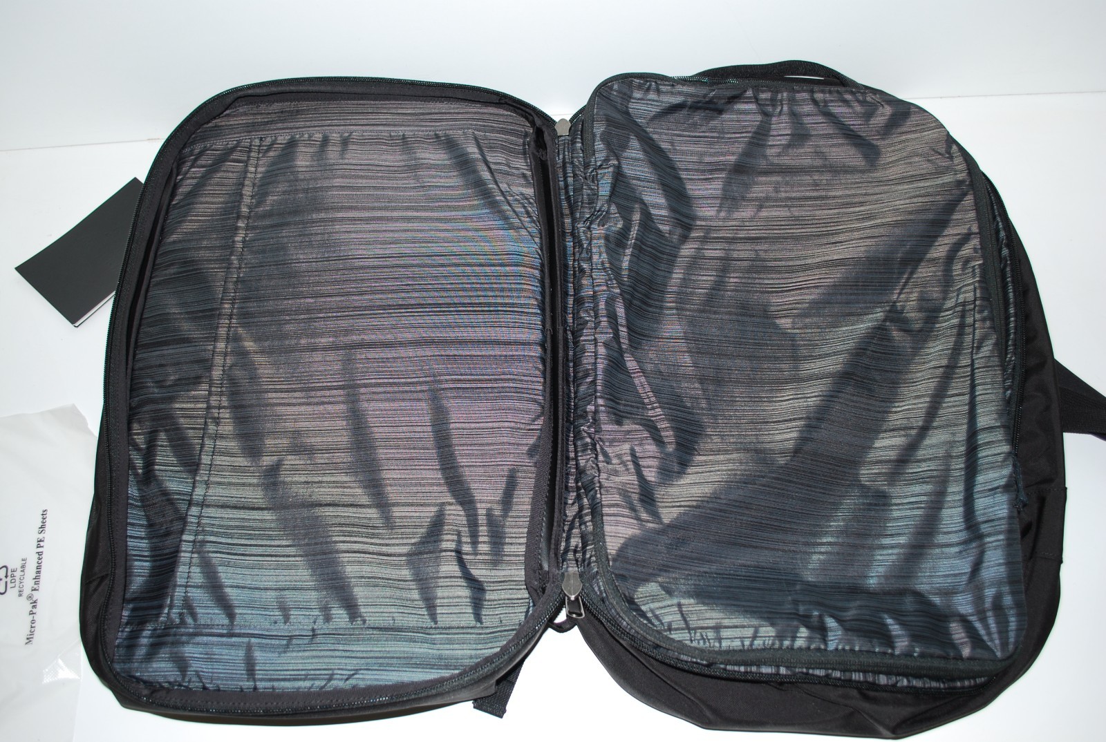 Arc'teryx Blade 28 Backpack, Black, New with Tag 3