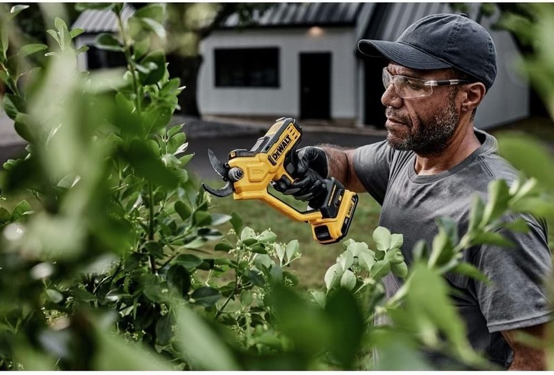 DEWALT DCPR320B 20V MAX Cordless Pruning Shears Bare Tool Only gallery