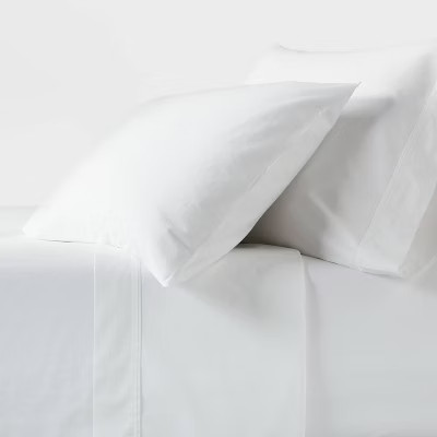 Threshold 250 Thread Count Organic Cotton Percale 4-Piece Sheet Set gallery