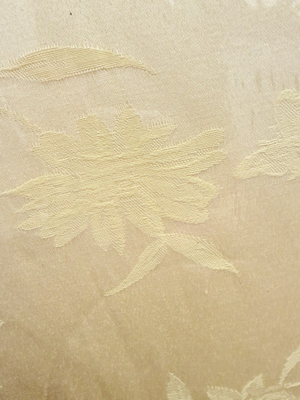 Spring Meadow Tablecloth Natural Damask Spring Yellow 90” Round New In Package gallery