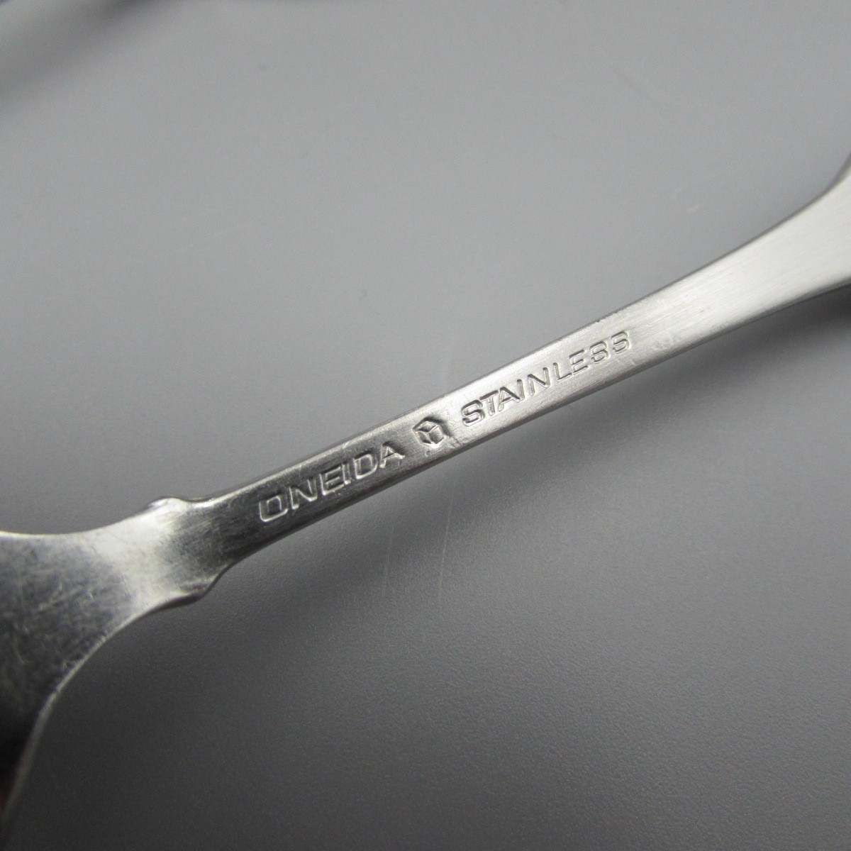 Oneida USA Stainless American Colonial Salad Forks - Set of Four - Used gallery
