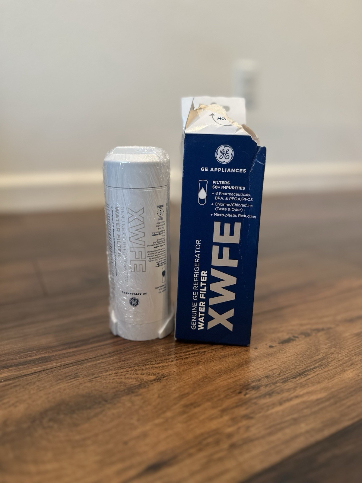GE XWFE Refrigerator Water Filter DAMAGED BOX read & View Photos gallery
