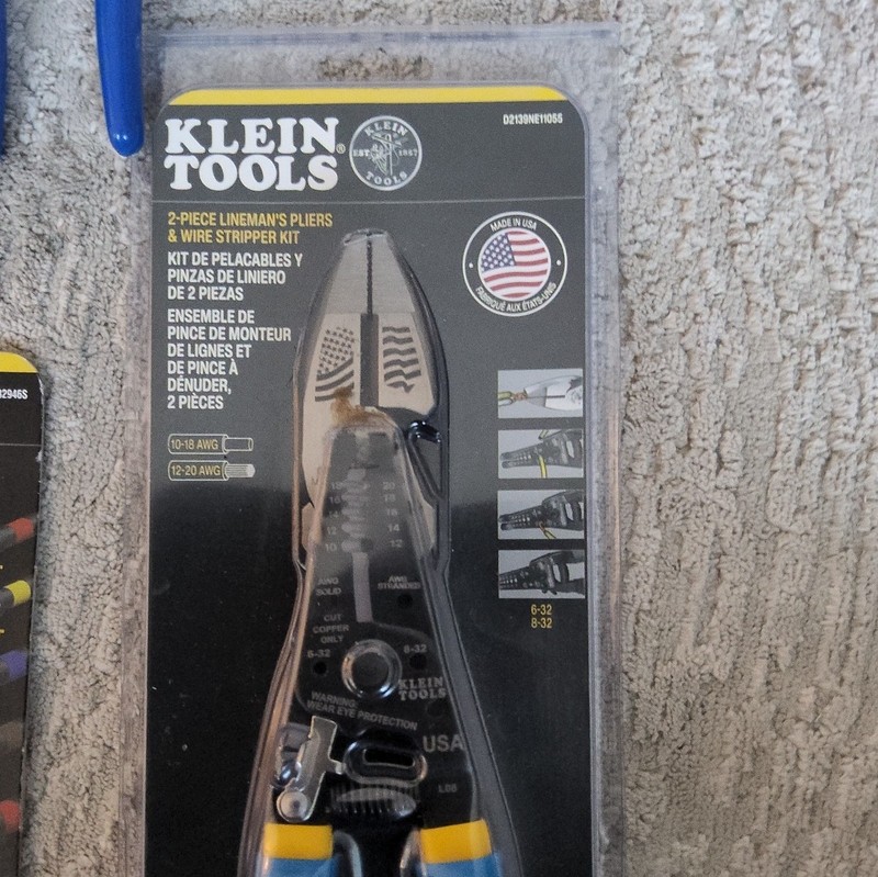 Klein Tools CL390 6pc Tool Set Clamp Meter + Wire Stripper + Pliers + Cutters gallery