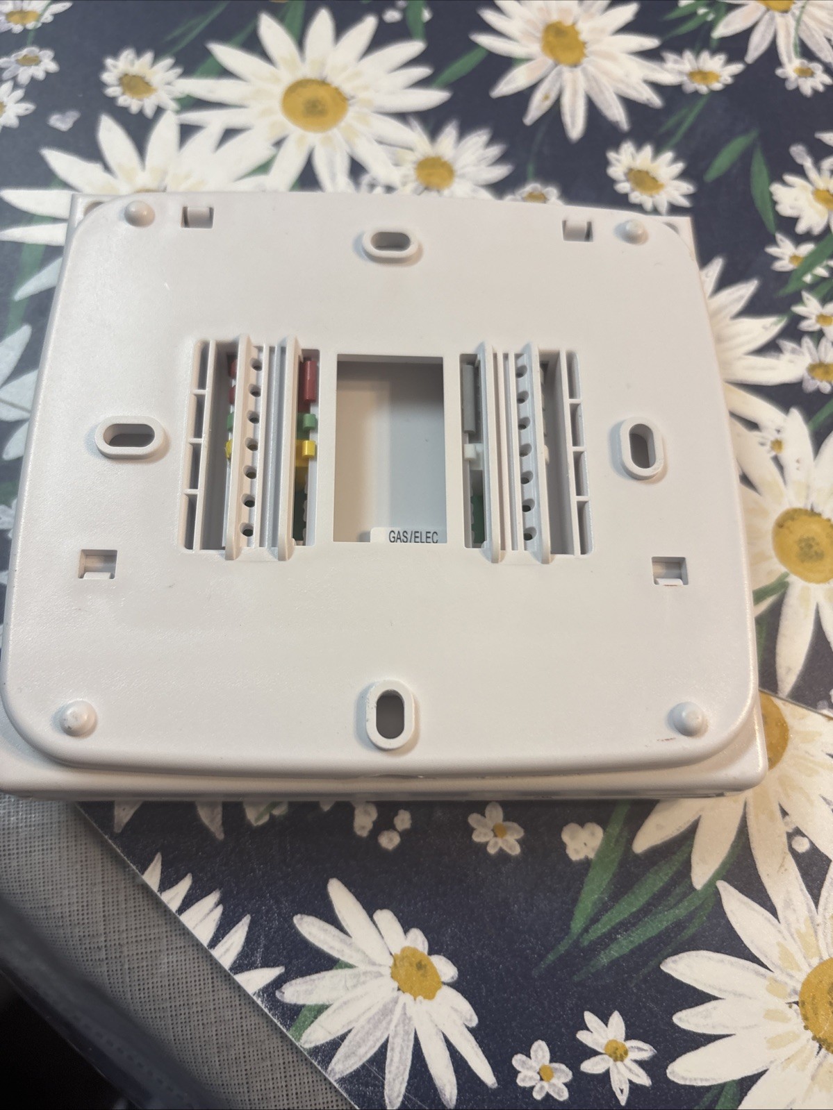 Pro 1 Thermostat Model T701 Works great! gallery
