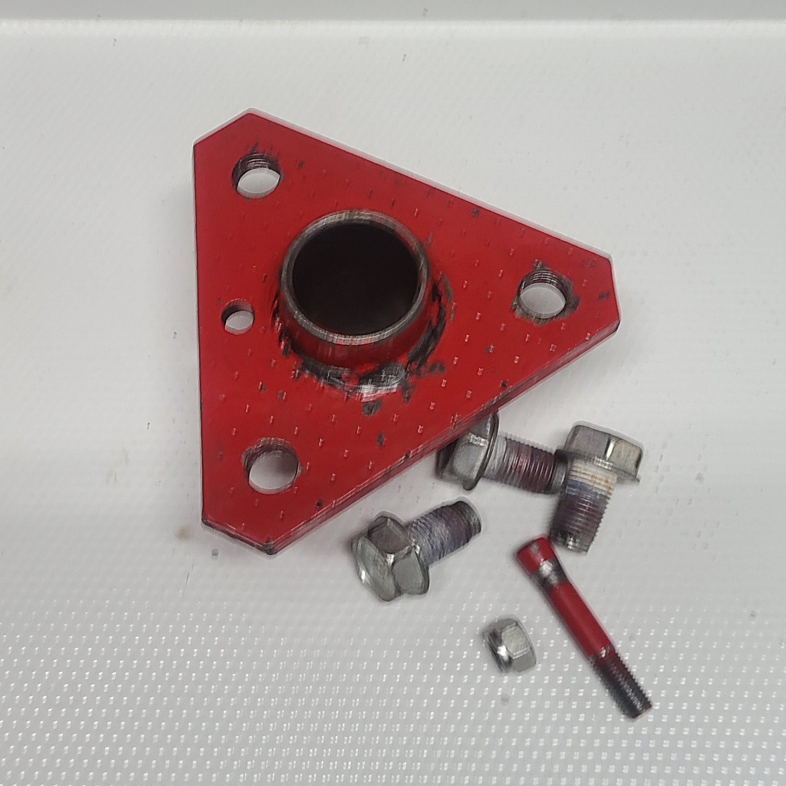 Snapper Right Rear Wheel Hub w/ Wheel Bolts & Center Pin Rear Engine Rider gallery