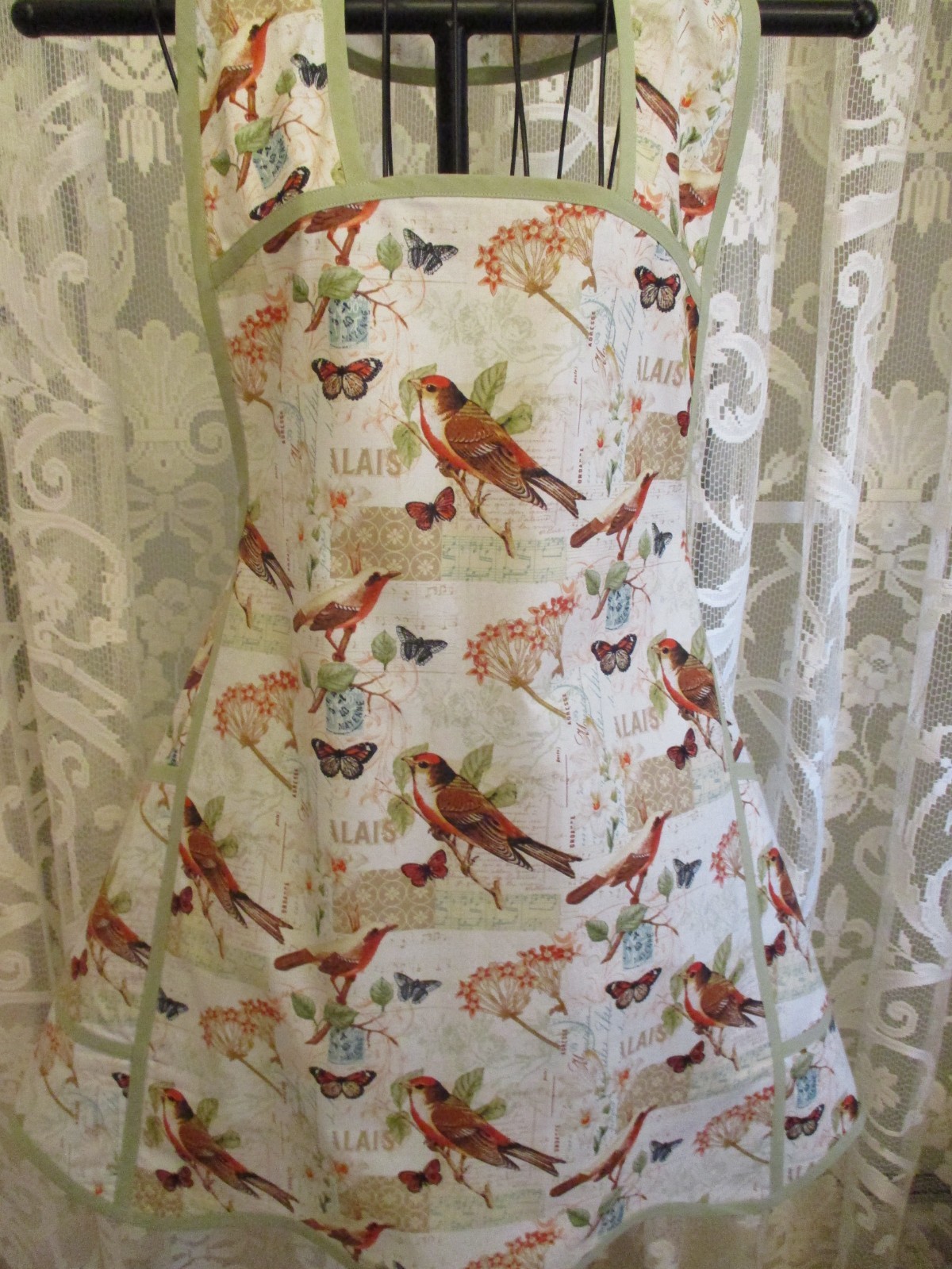 HANDMADE BIB APRON GARDEN BIRDS gallery