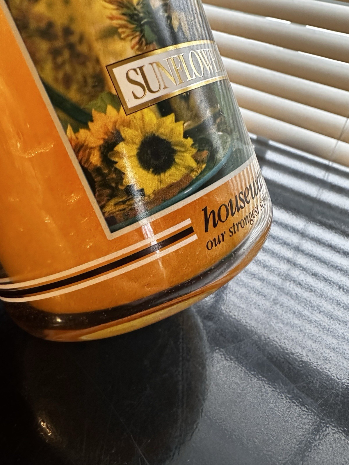 Retired Yankee Candle " SUNFLOWER DAYS" 22 oz Large Jar NEW Black Band Candle gallery