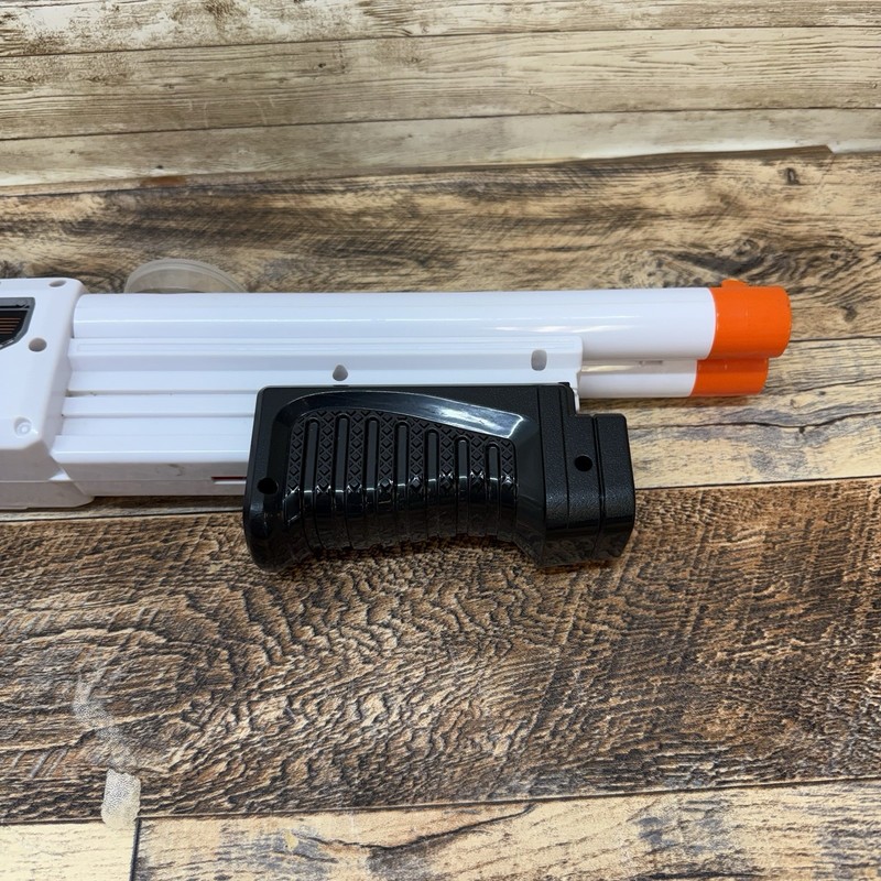 (2) Bug Hunter Salt Blaster Air Warriors Double Barrel Salt Gun Outdoor Bugs Bee gallery