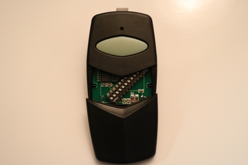 Genie GPT90 & AT90 Compatible Garage Door Visor Remote Transmitter gallery