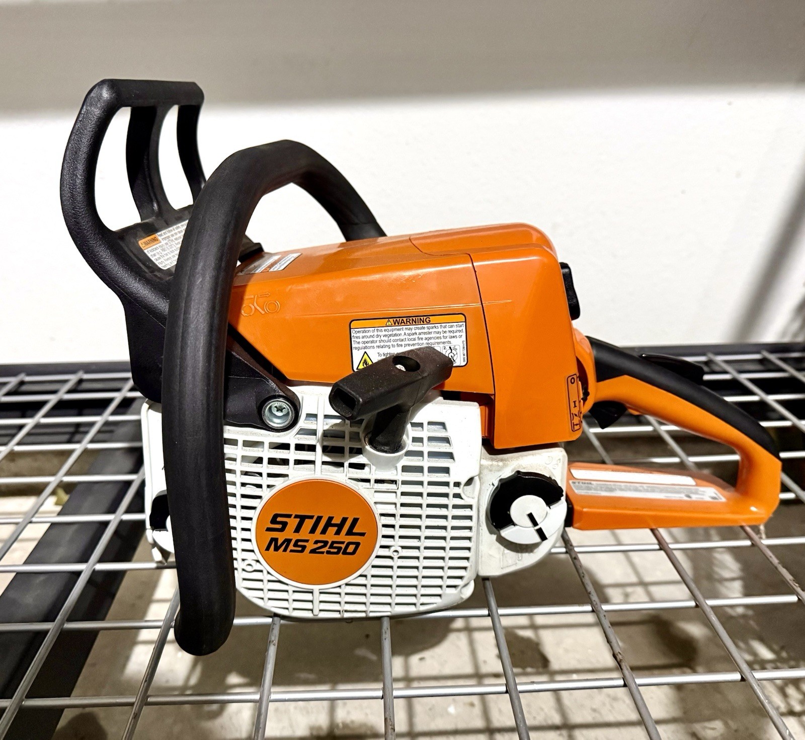 BRAND NEW STIHL MS 250 Chainsaw Powerhead Only No Bar gallery