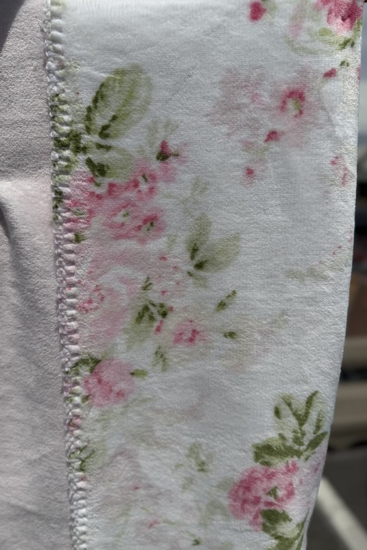 Laura Ashley Soft Reversible Lush Throw Pink Floral Rose Polka Dot 50” x 70” gallery