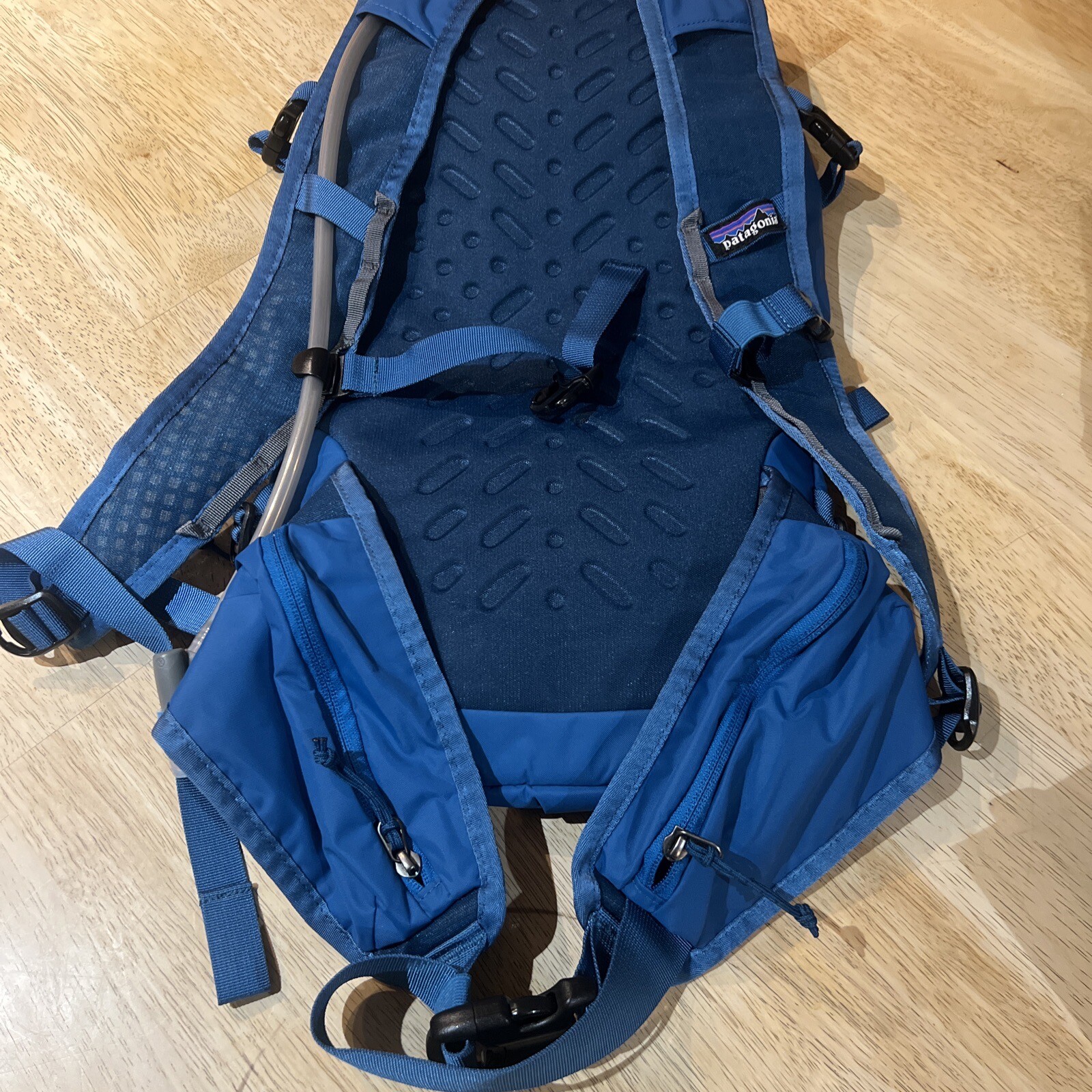 PATAGONIA DIRT ROAMER HYDRATION 20L L/XL PACK BACKPACK . 5