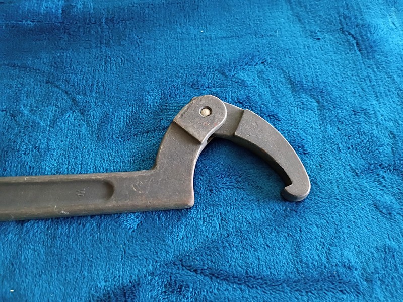 Vintage Williams 474 Adjustable Hook Spanner Wrench 2" to 4-3/4" USA . gallery