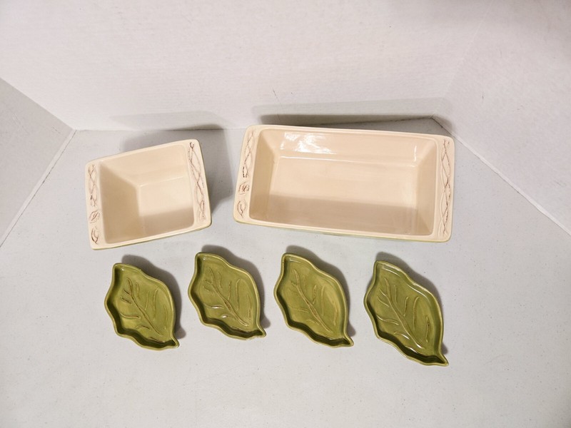 Tastefully Simple Green Leaf Pattern, Square/Oblong Baking Dishes, 4 Dip Trays gallery