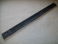 W10016380 WHIRLPOOL RANGE OVEN DOOR HANDLE VENT TRIM 3196819