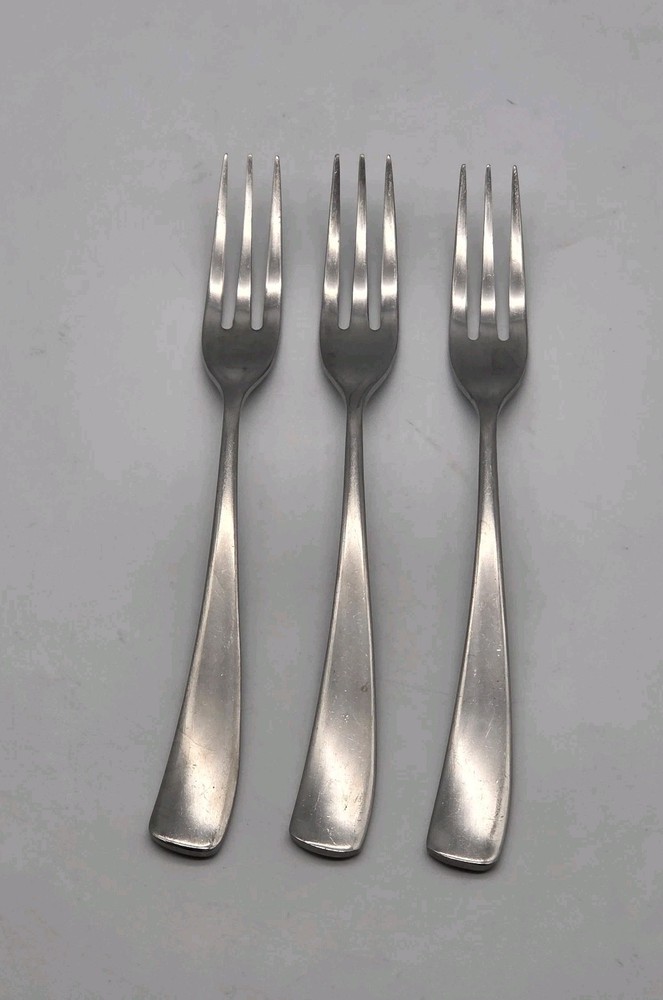 STUDIO WILLIAM Stainless Flatware LARCH SATIN Set Of 3 Dinner Forks
