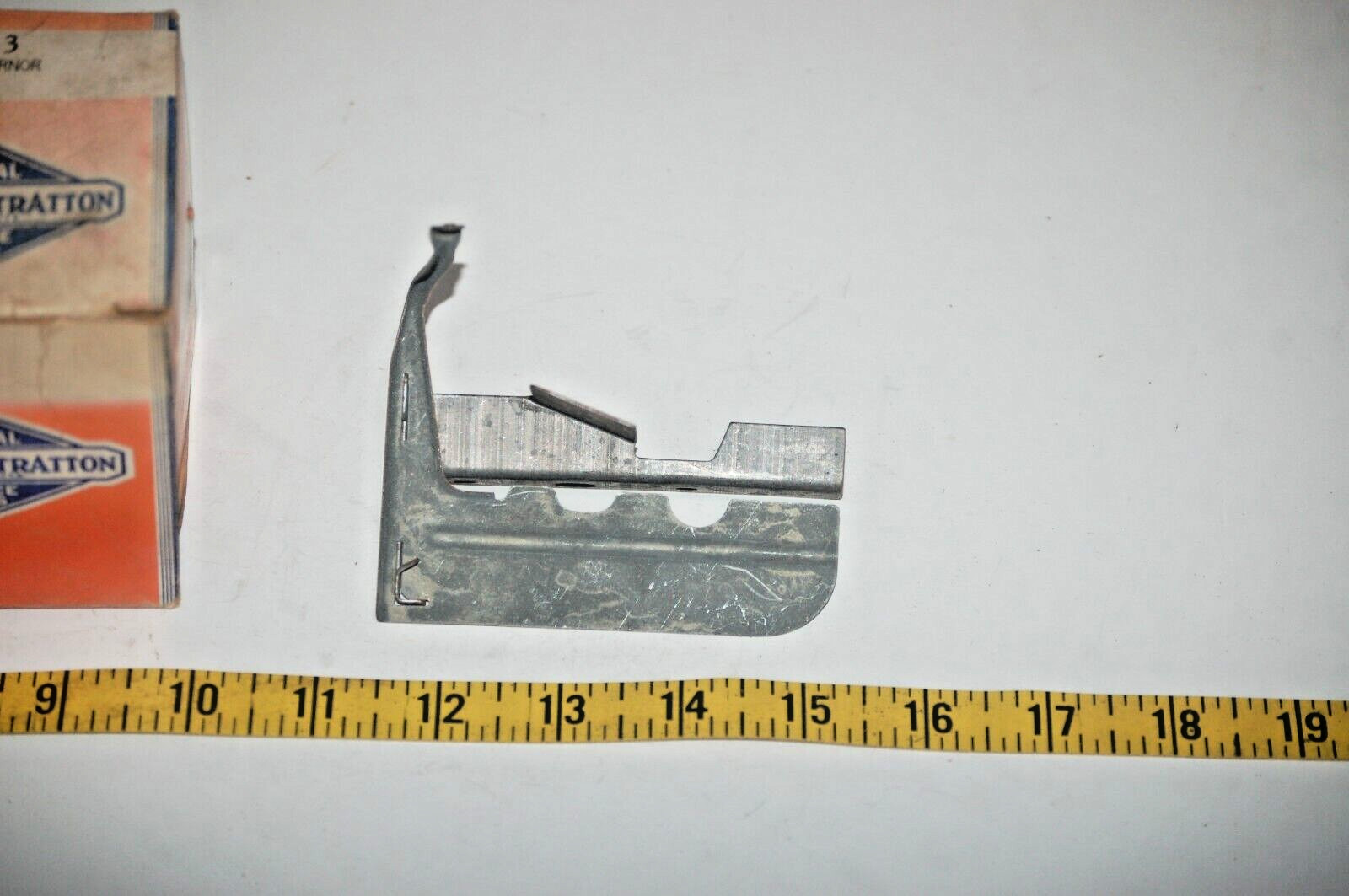Vintage NOS Briggs and Stratton Blade - Governor - P# 293513 gallery