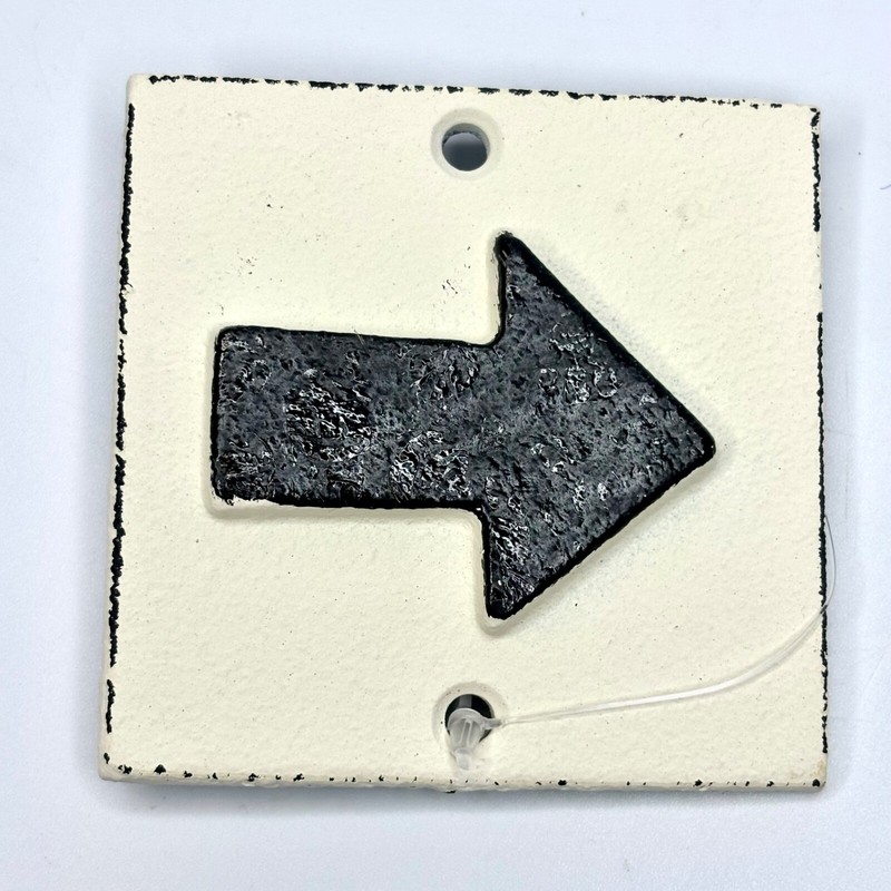 Creative Co-op Arrows Red or Black Cast Iron Wall Sign, Cabin or Farmhouse Decor gallery