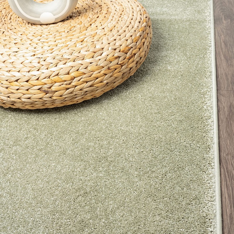 Jonathan Y Haze Solid Low-Pile Green 4X6 Oval Indoor Area Rug gallery