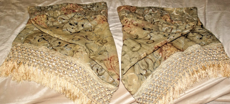 2 Croscill 'CASSARINA' Chambard Window Valances w/Fringe - Each is 62" wide VGC gallery