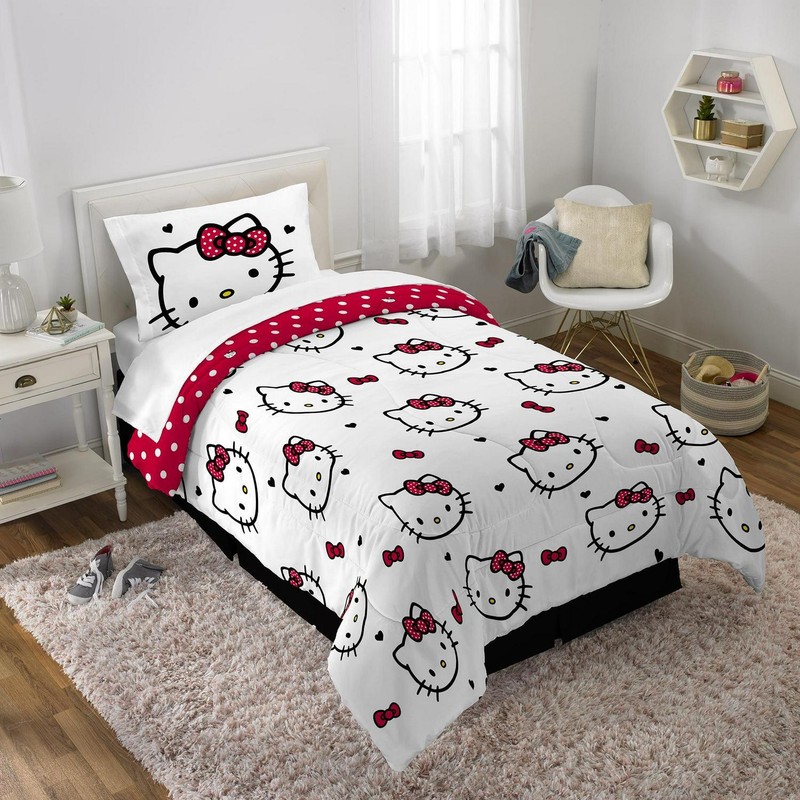 HELLO KITTY 2-PC Reversible Bedding Set Kids Comforter Pillowcase Twin/Full GIFT gallery