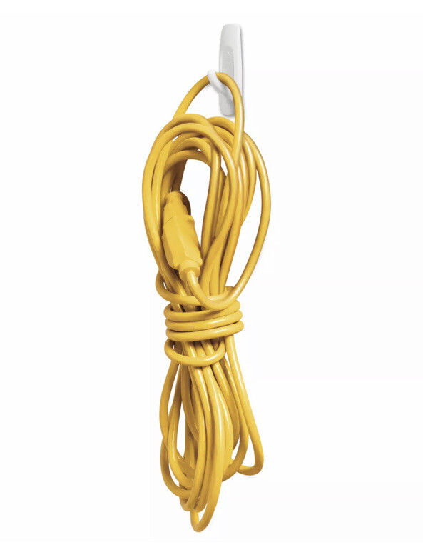 Command General Purpose Hooks Medium 3 lb Cap White 2 Hooks and 4 Strips/Pack gallery