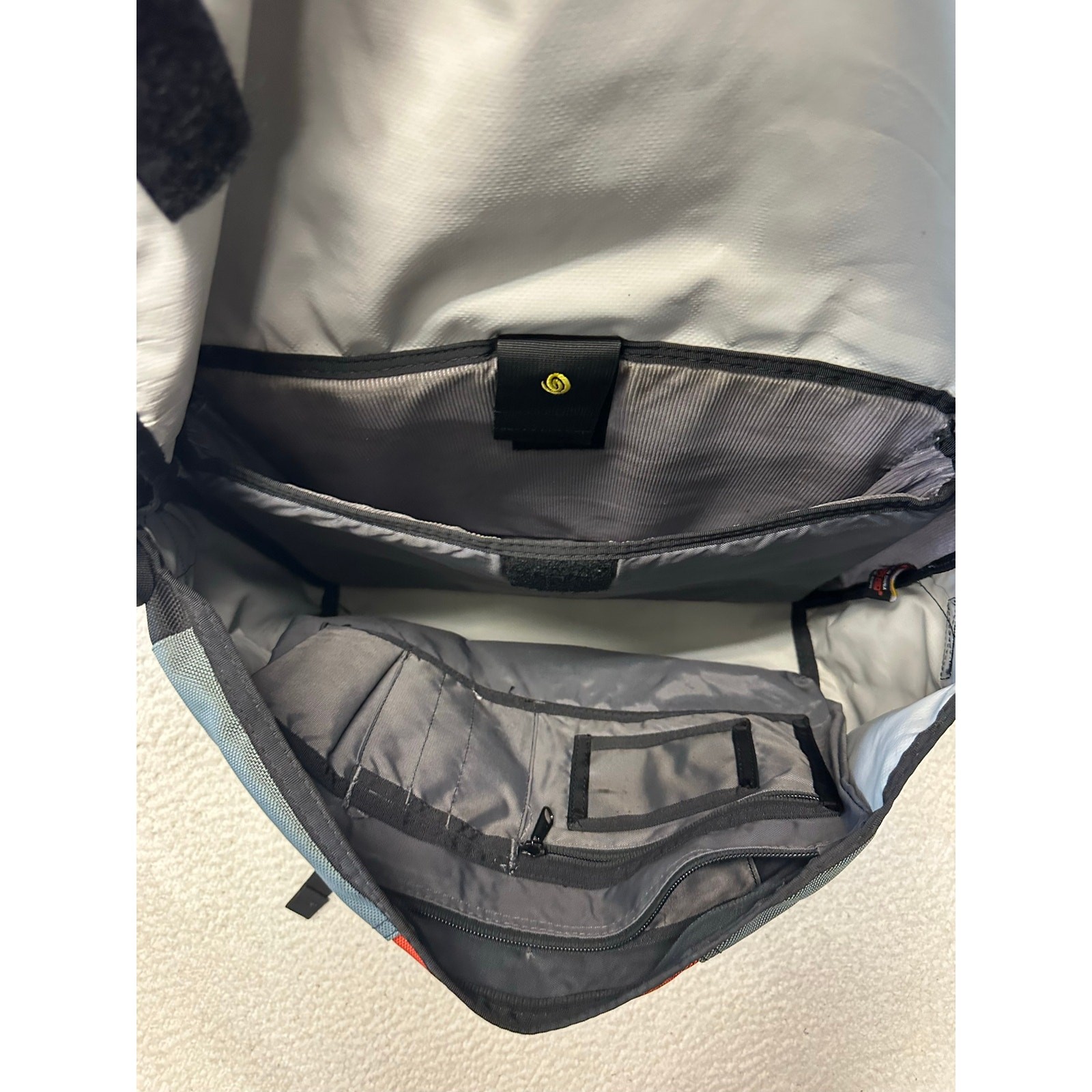 Timbuk2 Classic Messenger Bag Shoulder Bag 5