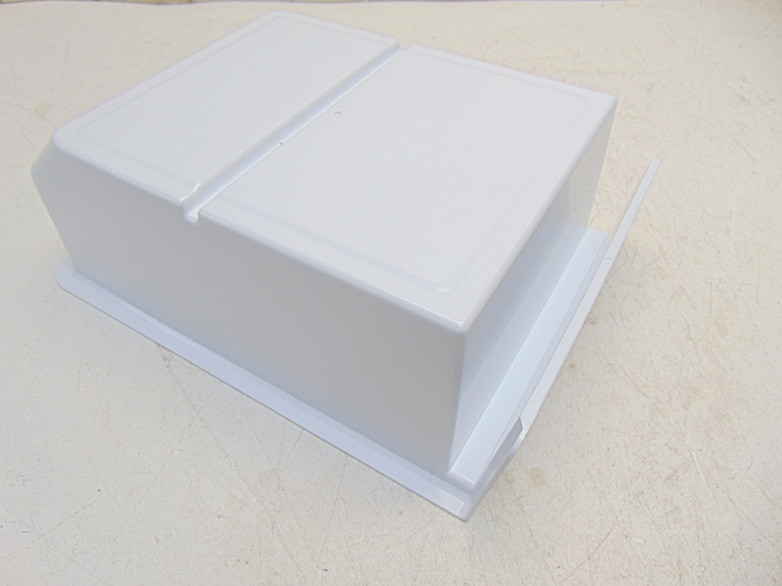 Frigidaire Refrigerator GRFS2853AF6 Ice Bucket gallery