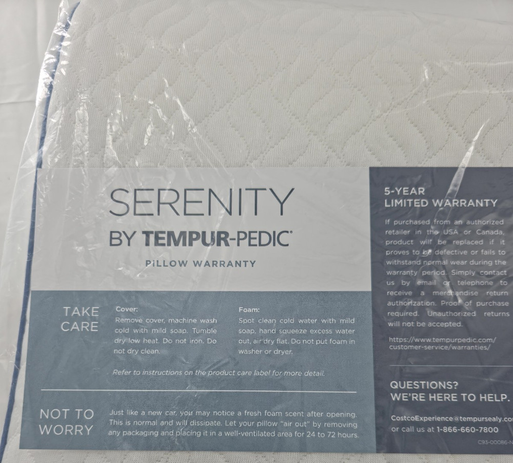 Tempur-Pedic Serenity Memory Foam Bed Pillow 20x15in White