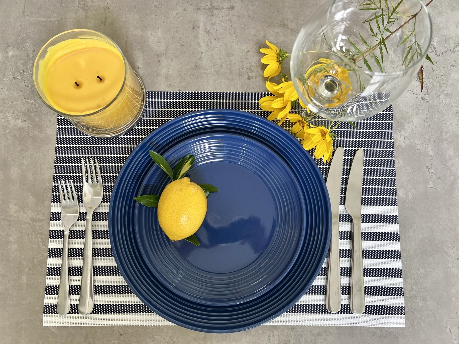 6 PC Kitchen Table Placemats Sets Heat-Resistant Non-Slip Washable Easy to Clean gallery