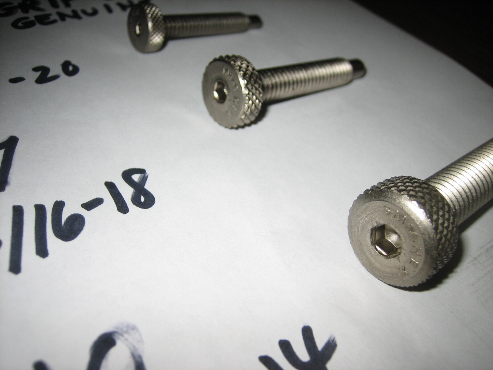 Vice Grip Replacment Adj. Screws; set of 4(v.sm-sm-med-lg)2071904,1905,1907,1910 gallery