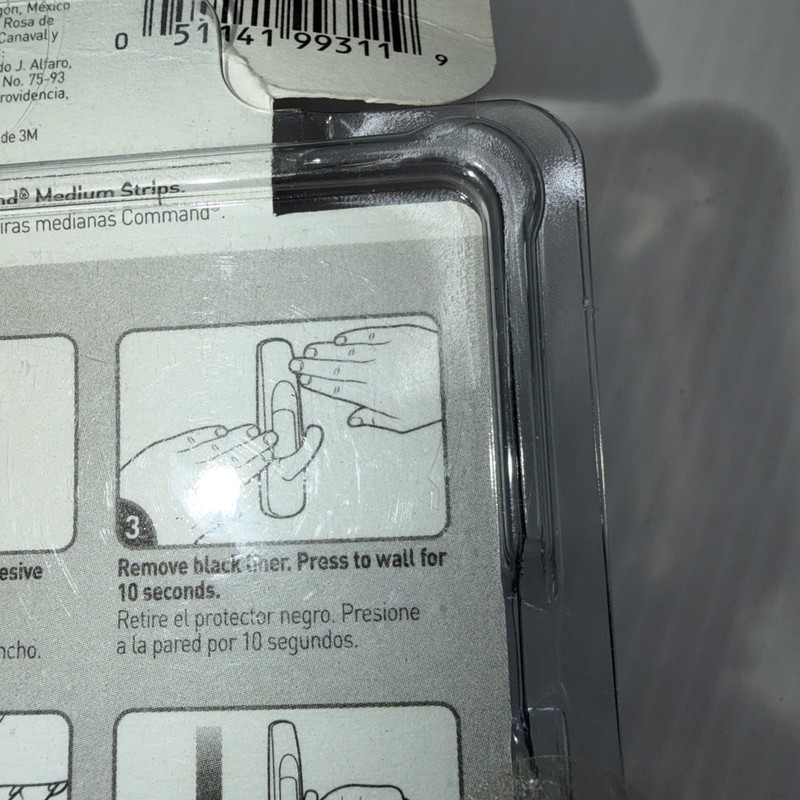 3M Command Hooks 3lb Capacity Plastic White Mega Pack 20 Hooks 24 Strips #470{6} gallery