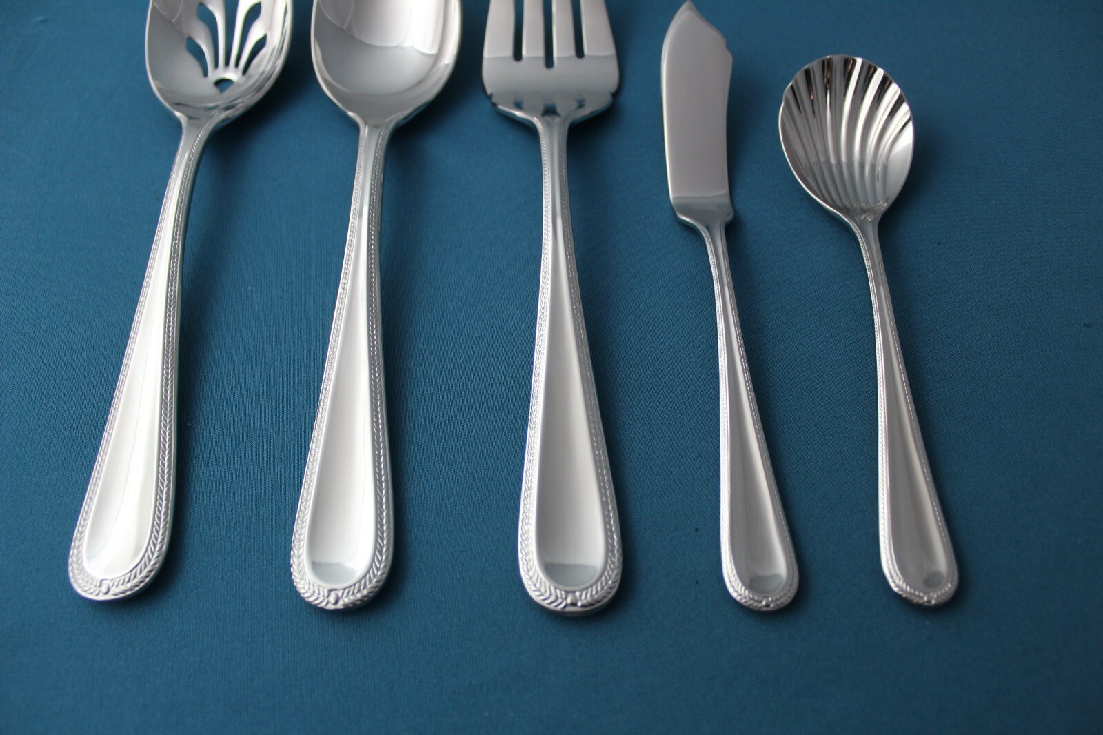 Gorham BRAID Serving (5pc Set) Tablespoon Pierced Glossy 18/10 China NEW 6 5/8" gallery