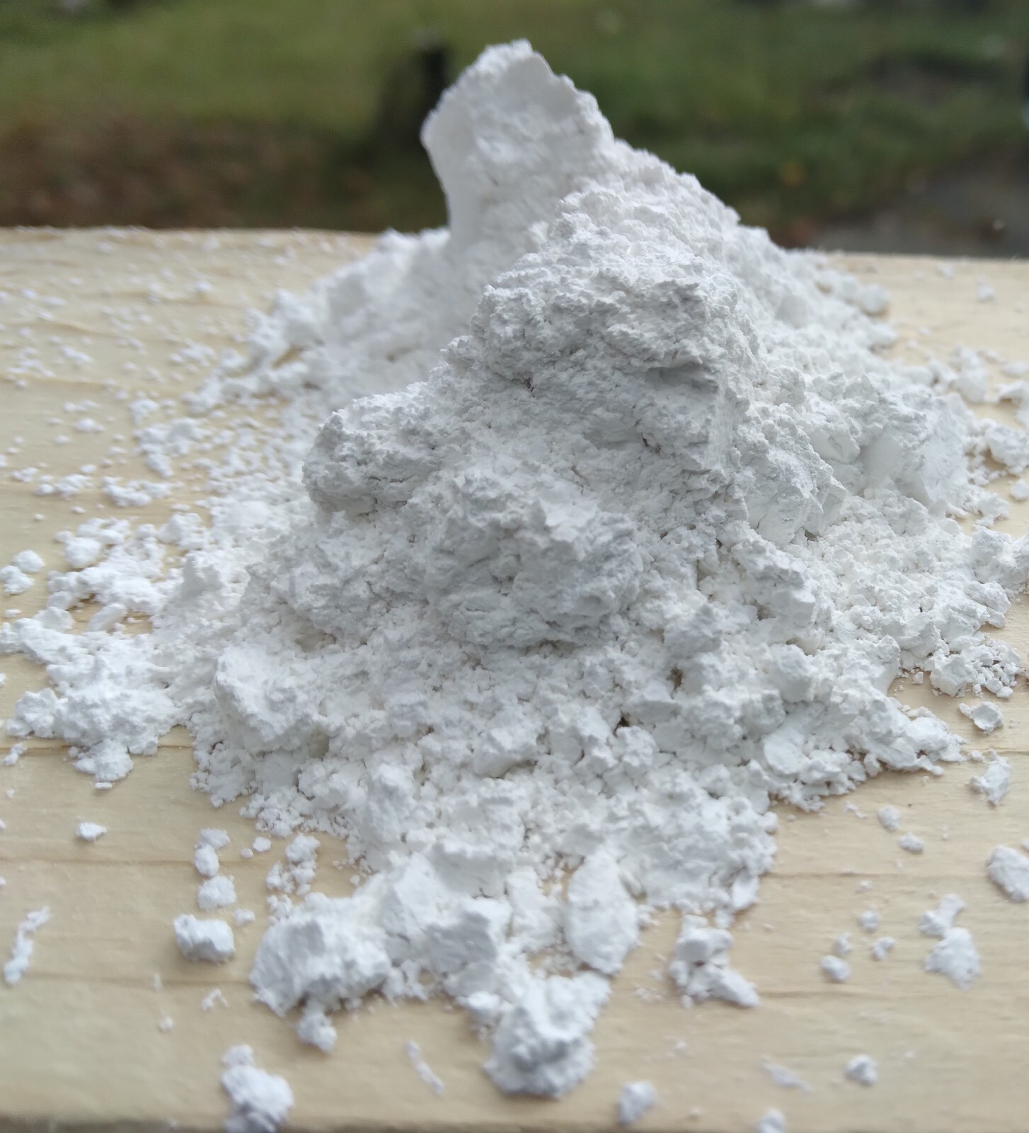 3 Pounds Calcium Hydroxide Hydrated Lime/ spraylime/ Slaked Lime Free Shipping gallery
