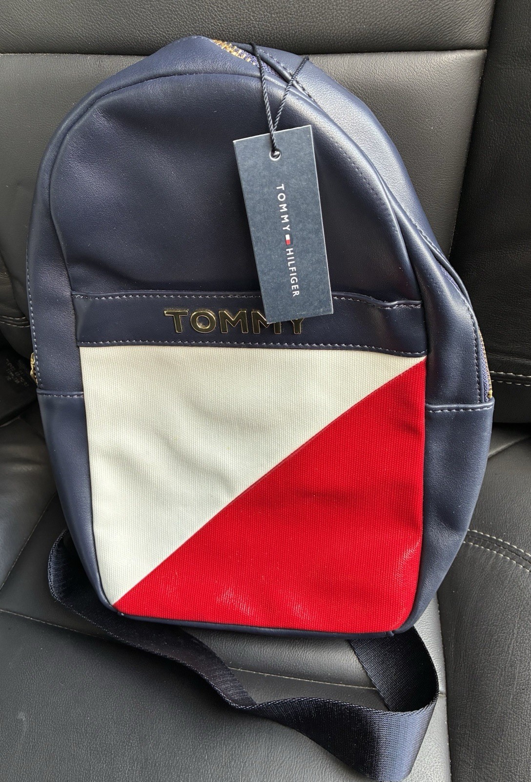 Tommy Hilfiger