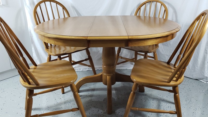 Solid Oak Dining Table Oval 4 Chairs 2 Leafs Cochrane Amer-Silhouette L-Pick-Up gallery