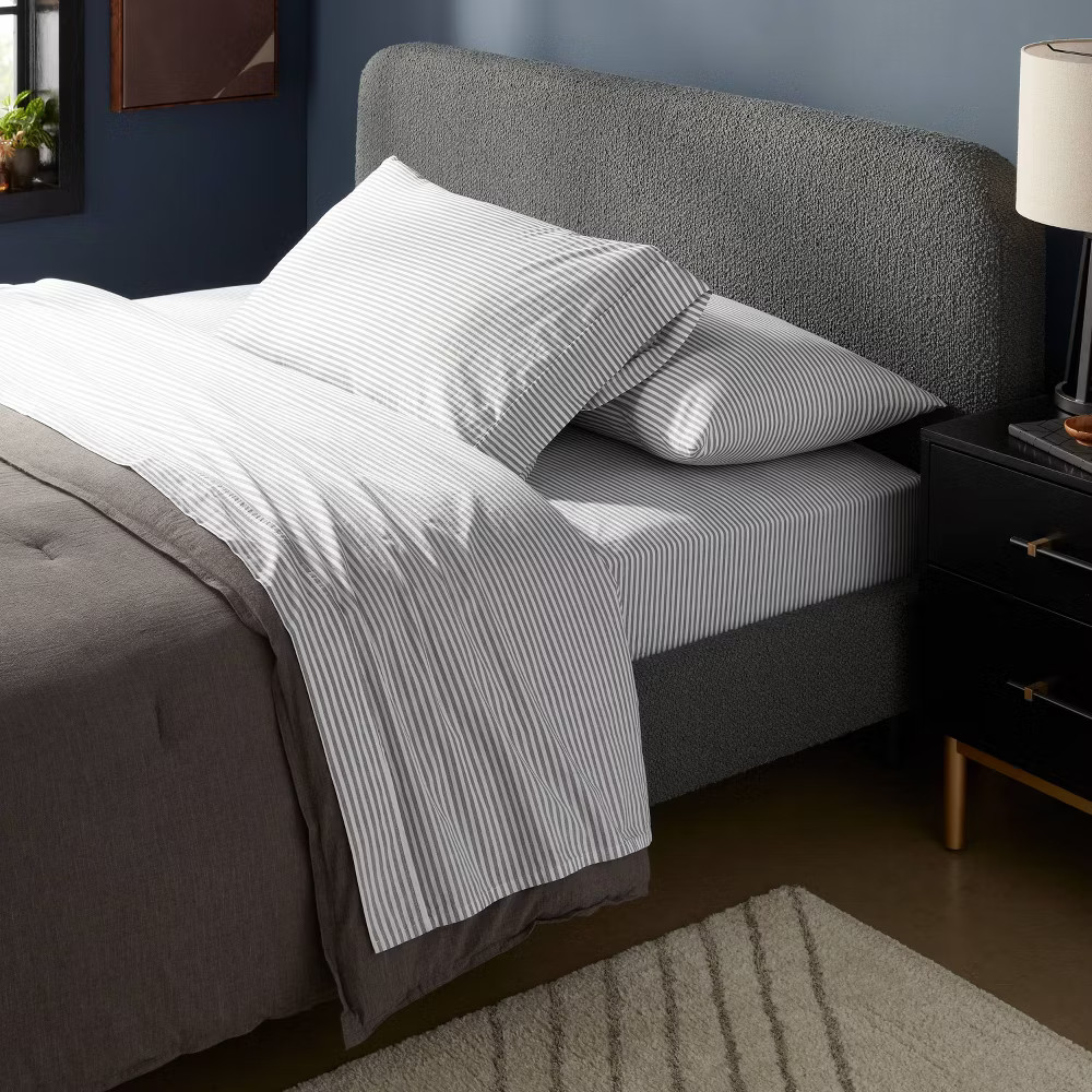 Twin/Twin XL Organic Percale Sheet Set Charcoal/White Stripe - Threshold gallery