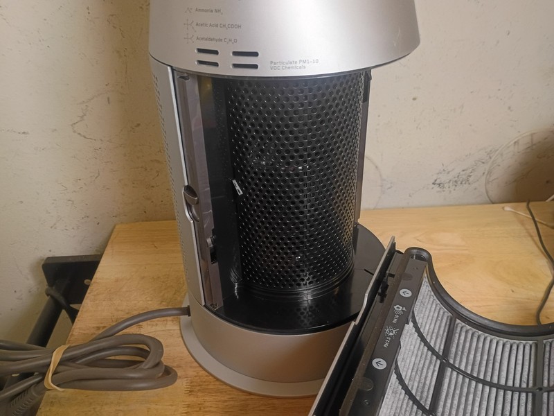 Dyson HP07 Purifier Hot + Cool™ Intelligent Heater, Fan, and Air Purifier **EUC gallery