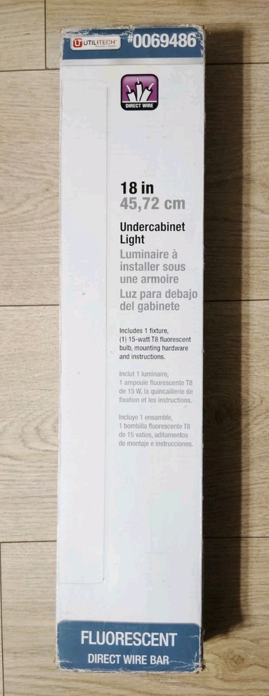 Utilitech Pro 18-in HARDWIRED Fluorescent Under Cabinet Light Bar Light