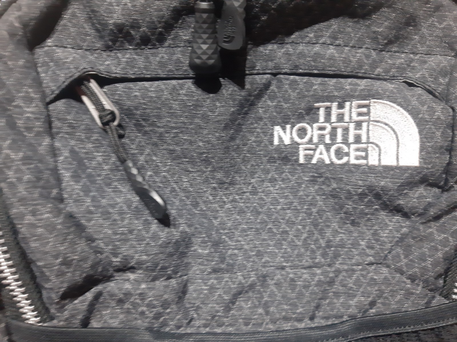 The North Face - Recon Backpack Pre-Owned Great Condition 3